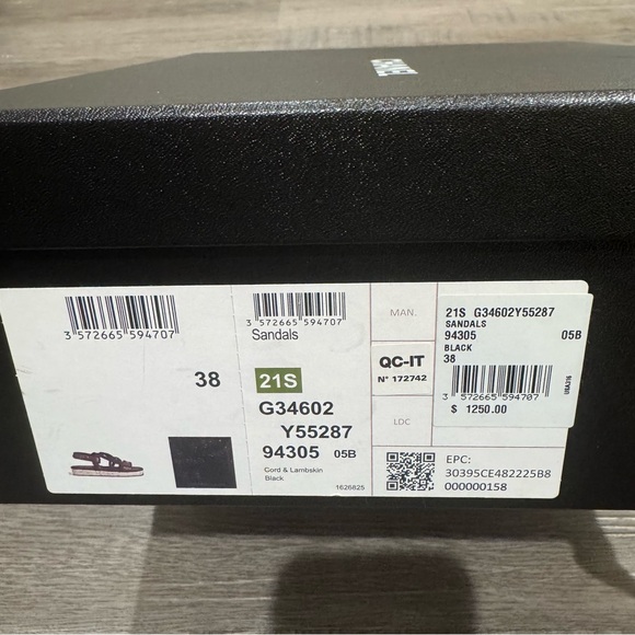 Chanel 21S Quilted Cord Lambskin Leather Logo Black Dad Sandals - Picture 16 of 16